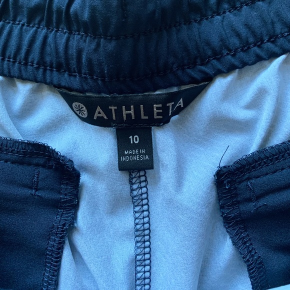 💙ATHLETA HIGH RISE BAJA SHORTS-NAVY BLUE/WHITE 💙 - Picture 7 of 9